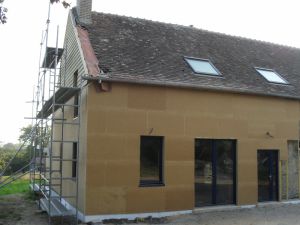 Rénovation isolation extérieur menuiserie alu dépose totale bardage fibre de bois enduit châtaignier ITE Vendôme Sargé sur Braye Loir et Cher 41 RGE Crédit Impôts Prime Energie